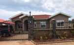 4 Bedroom luxury (Bungalow House)